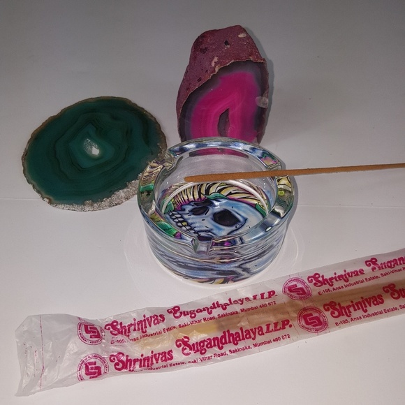 Vintage Y2K Glass Skull Ash Insense Burner Tray - Picture 4 of 8